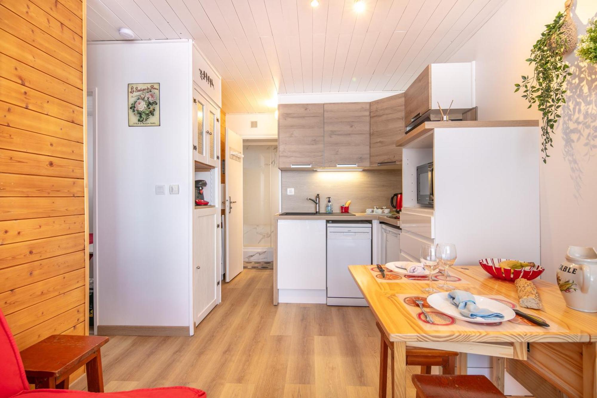 Le Bleuet - Vue Montagne Pistes Accessibles A Pied Apartment Chamrousse Exterior photo