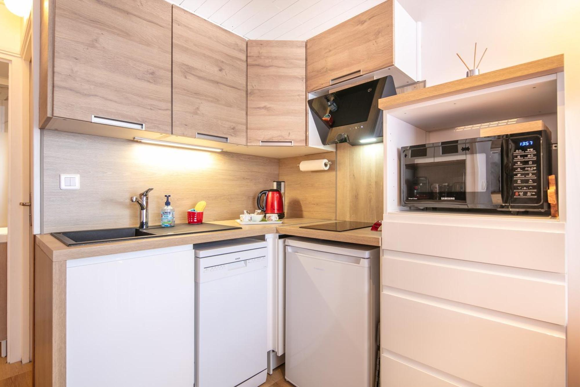 Le Bleuet - Vue Montagne Pistes Accessibles A Pied Apartment Chamrousse Exterior photo